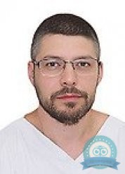 Дерматолог, дерматовенеролог Кравченко Денис Николаевич
